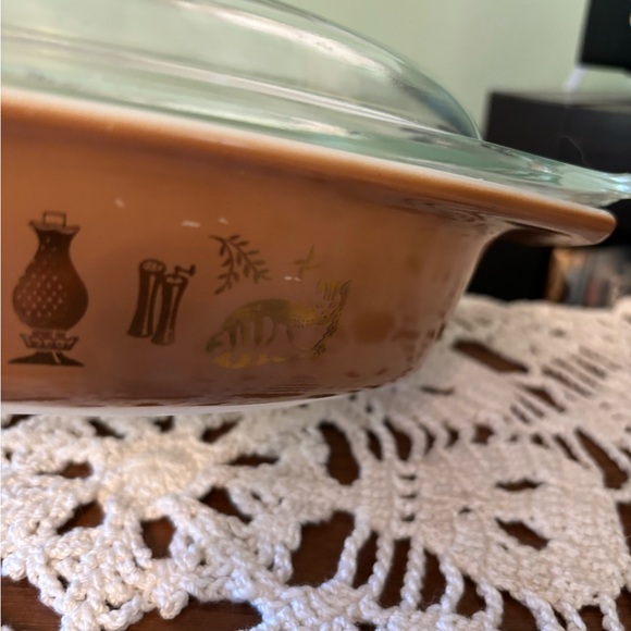 Pyrex 1.5 Qt Divided Casserole Dish Early American Brown Gold with Lid Vintage - Picture 3 of 9